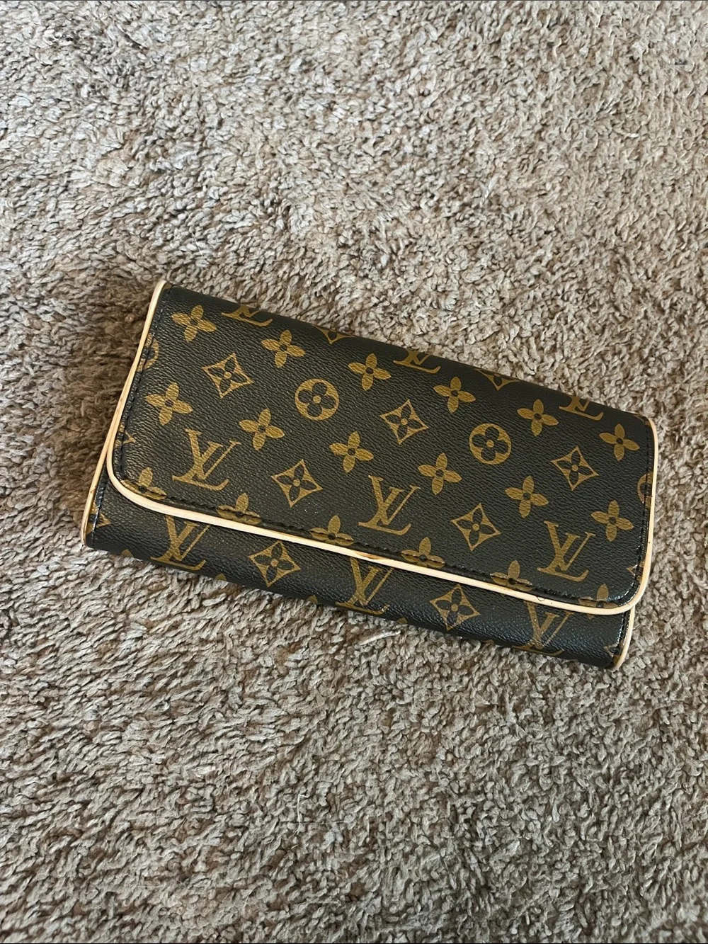 Louis Vuitton Mini Purse (No Box)